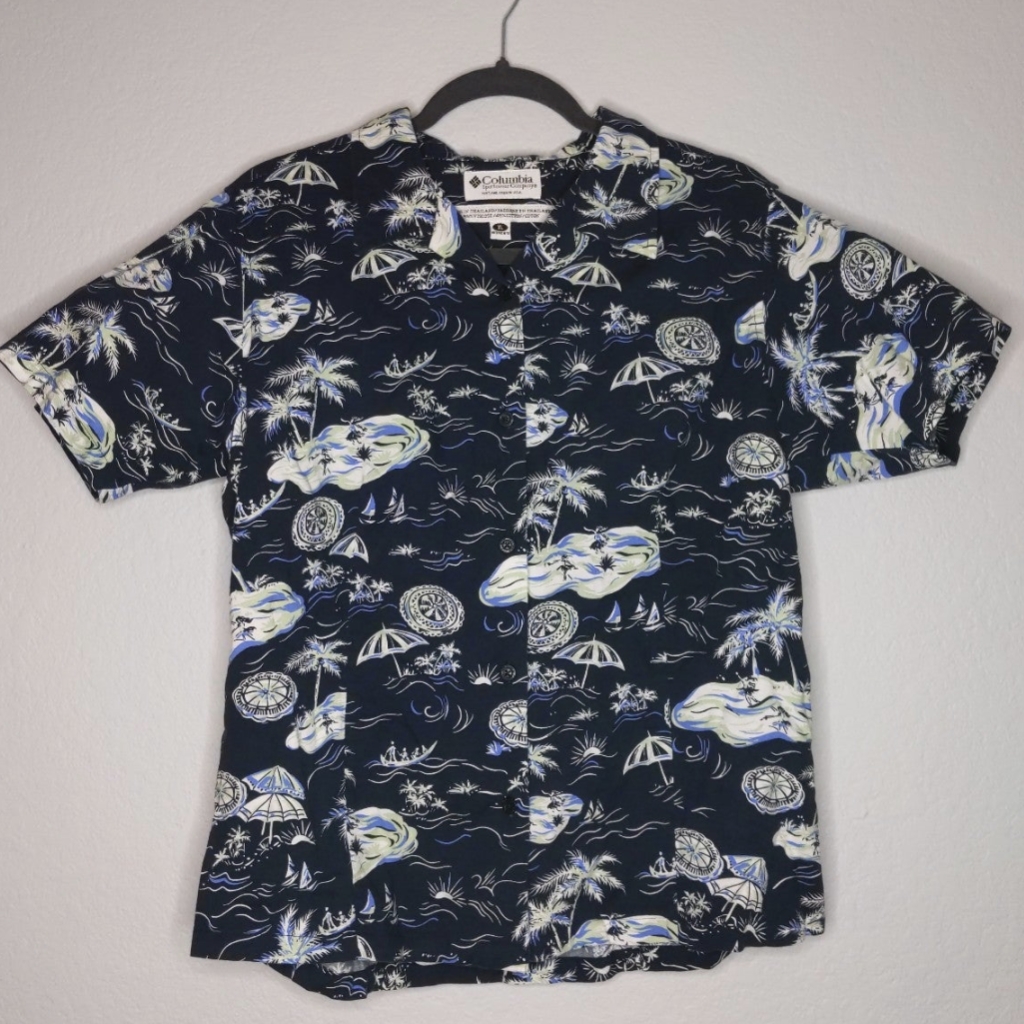 Columbia Beachy Button Down
